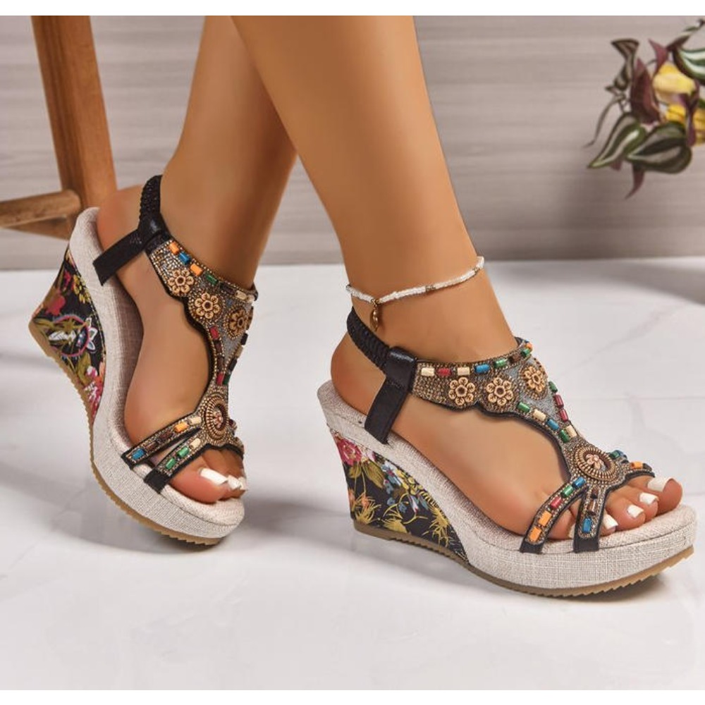 صندل نسائي جلدي صيفي أنيق بكعب - مراجعة Summer Holiday Clothing Women وسعره