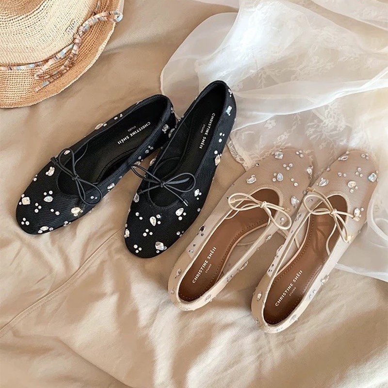 أحذية نسائية أنيقة للصيف مزينة - مراجعة Summer Holiday Clothing Women وسعره